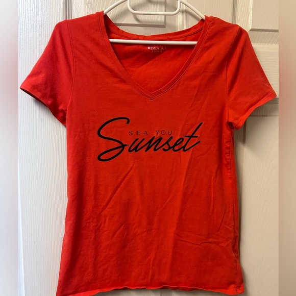 🔥3/20🔥 Reitman’s Essentials Tee Shirt - Picture 1 of 7